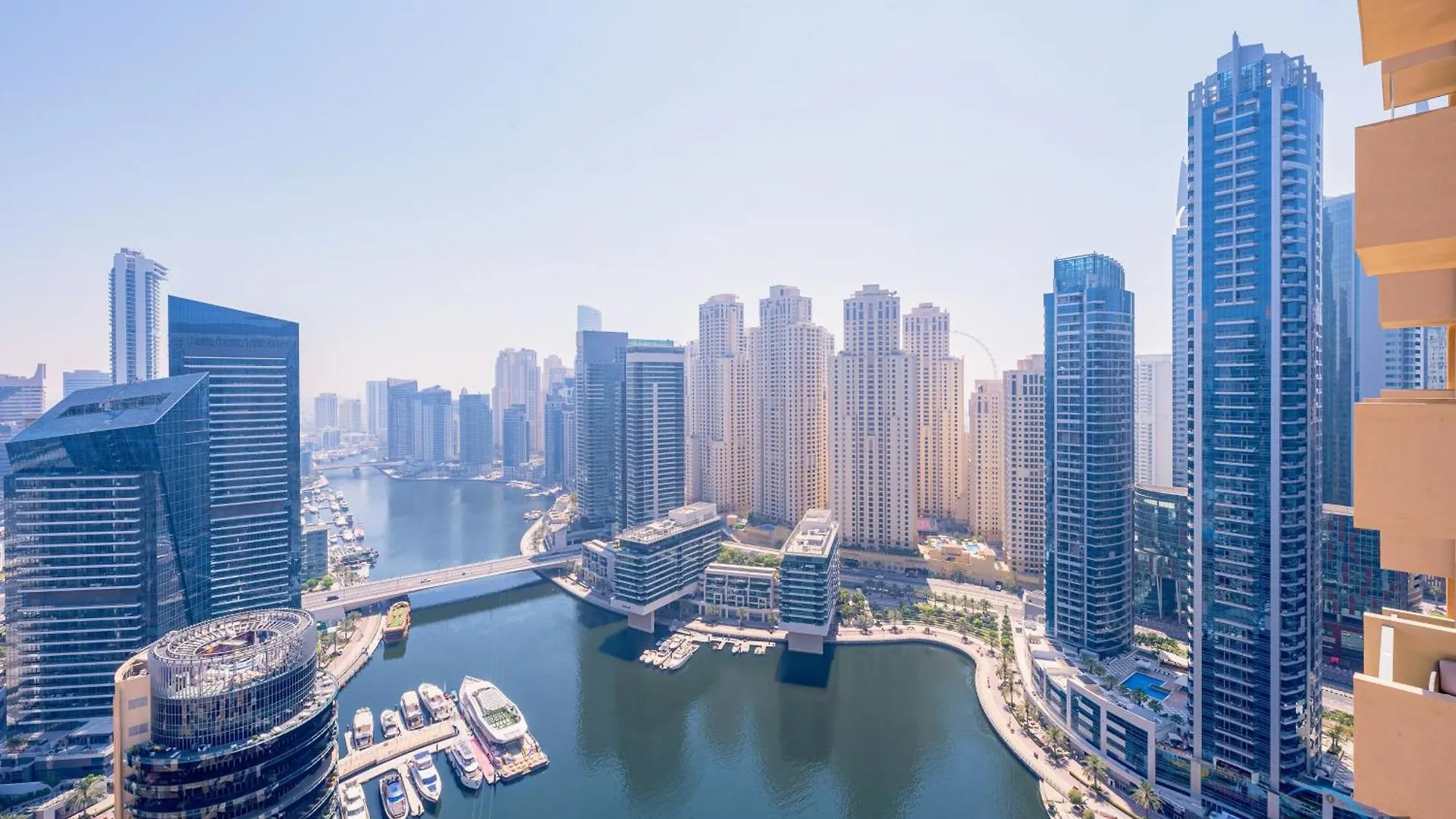 Charming 1Br In The Address Residences Dubai Marina By Deluxe Holiday Homes アパート