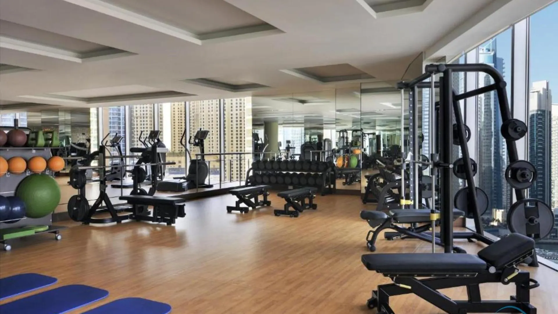 Charming 1Br In The Address Residences Dubai Marina By Deluxe Holiday Homes 0*,